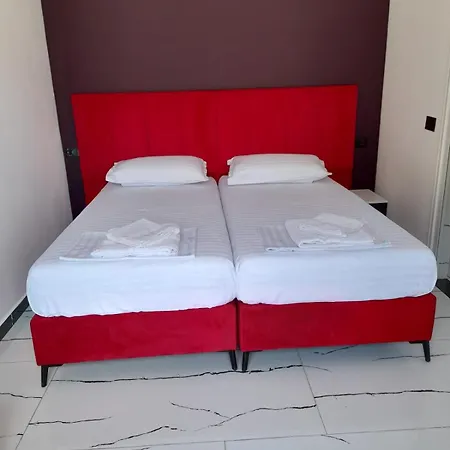 Summer Hotel Qeparo
